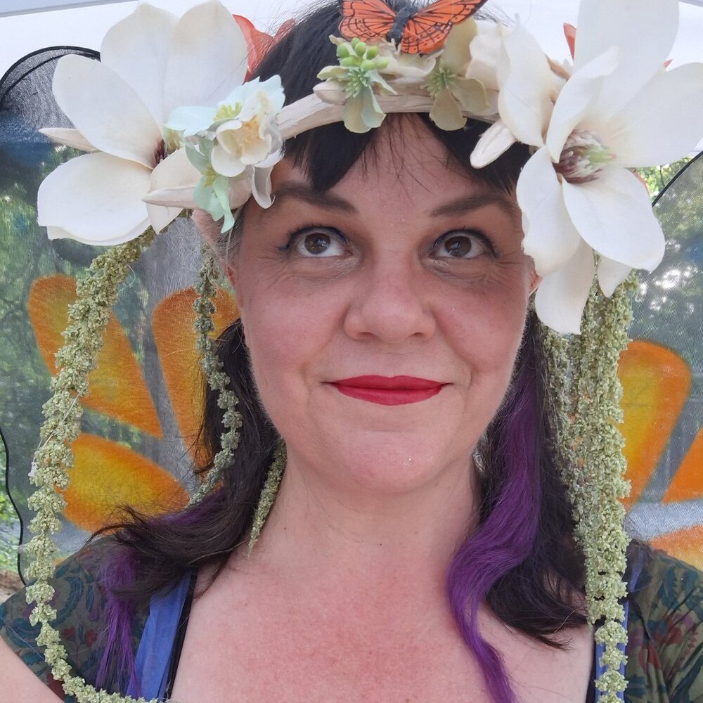 Meet your Posher, Amy